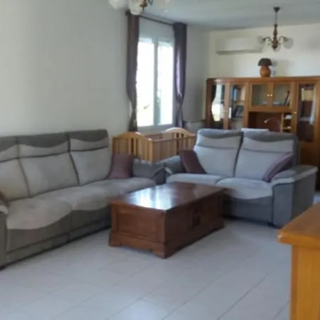 Carpe Diem : Mer, Montagne Et Jacuzzi Ferienhaus Toulon