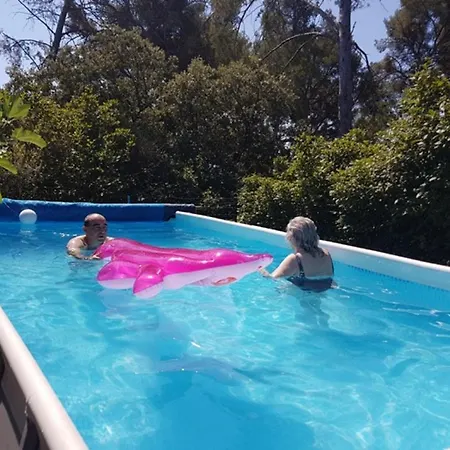 Holiday home Carpe Diem : Mer, Montagne Et Jacuzzi *