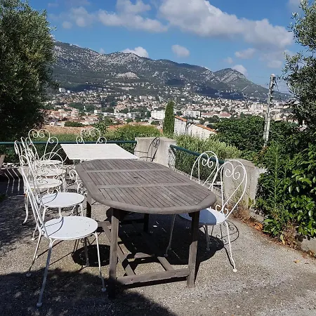 Carpe Diem : Mer, Montagne Et Jacuzzi * Toulon